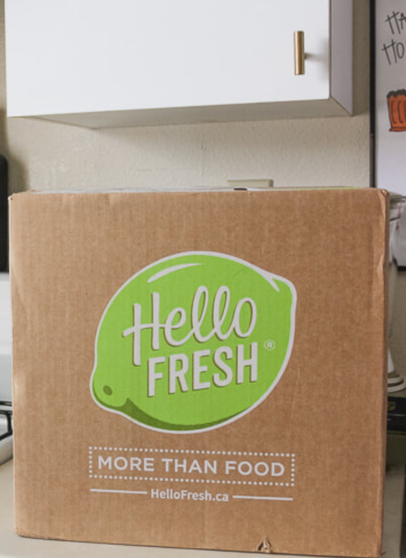 VICKI TRIES; Hello Fresh Meal Subscription Box